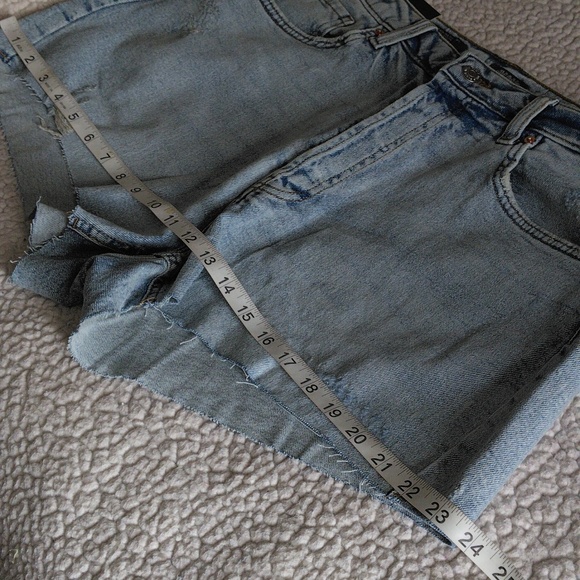 NWT Wild Fable Size 14 Super High Rise Curvy Distressed Button Fly Jean Shorts - Picture 10 of 15